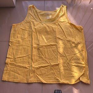 Venezia Tank Top Women’s 22/24 yellowScoopneck Ribbed Sleeveless size